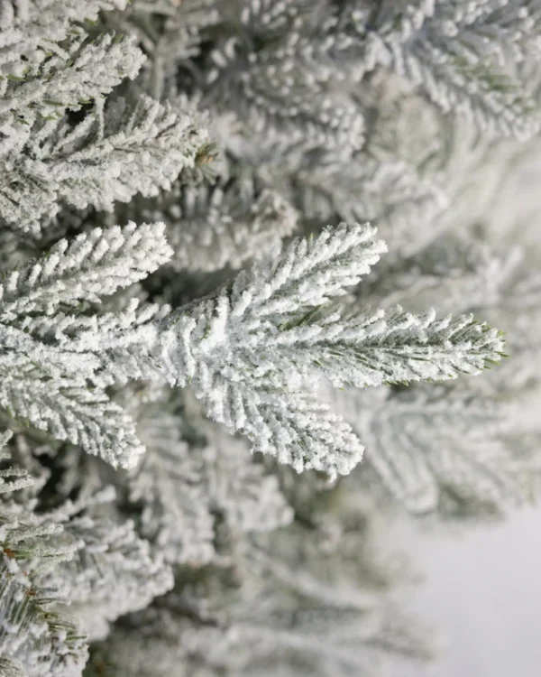 9' Queen Flock® Artificial Christmas Tree with 1100 Warm White LED Lights