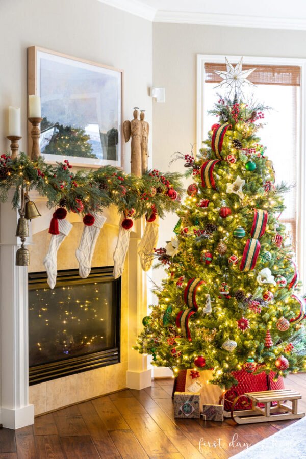 7.5' Royal Fir Artificial Christmas Tree with 1000 Warm White & Multi-Color LED Lights