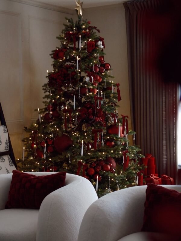 7.5' Rushmore Fir Artificial Christmas Tree 750 Warm White LED Lights